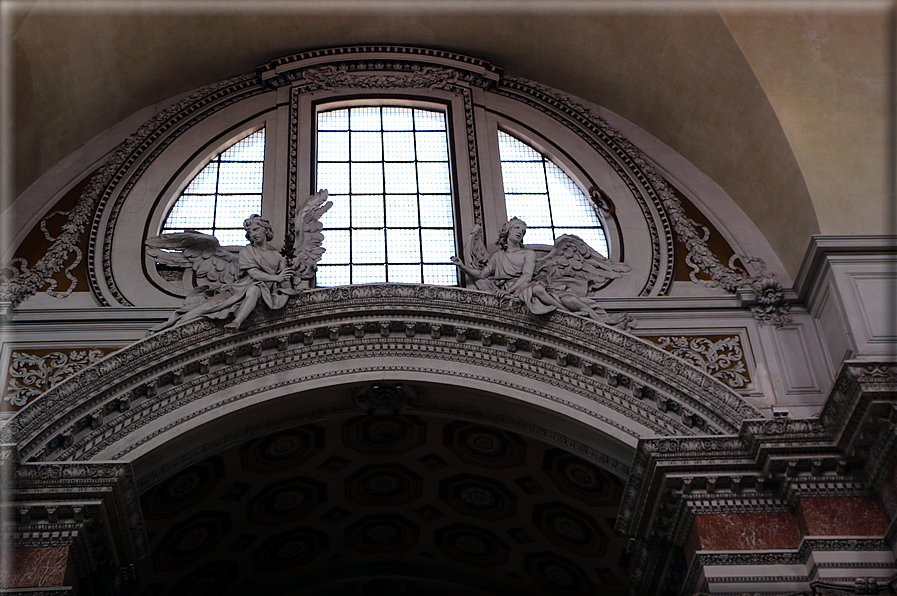 foto Basilica di Santa Maria degli Angeli